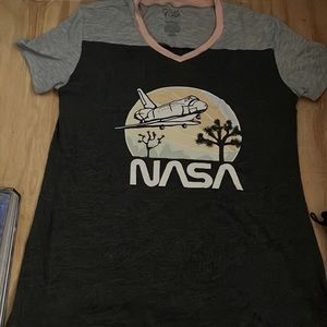 Pink, gray/dark gray, nasa t-shirt